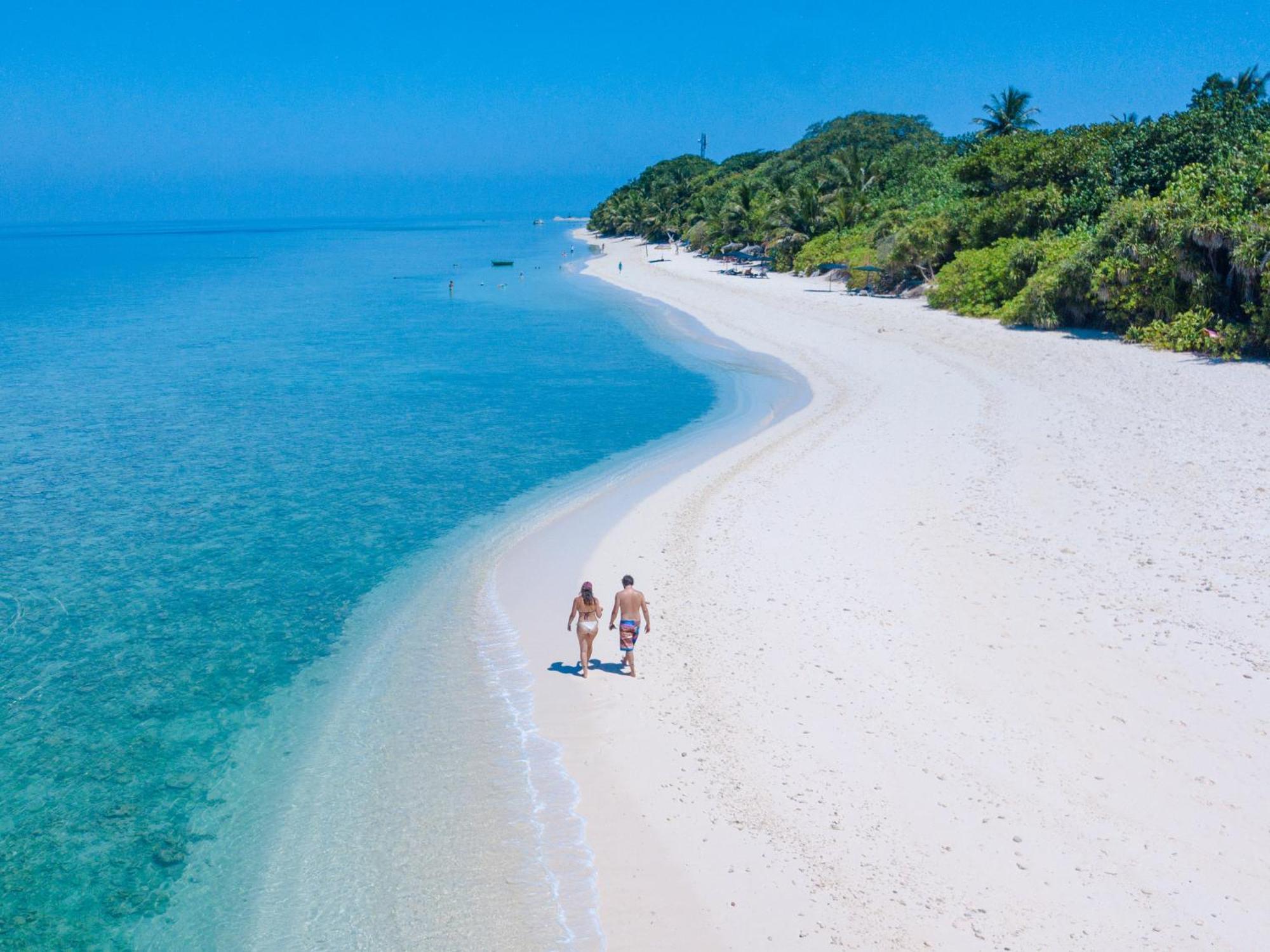 Ukulhas Villa Oceanview Hotel & Spa Buitenkant foto